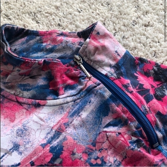 🆕 NY&Co floral long sleeve pullover athlet… - Picture 3 of 8